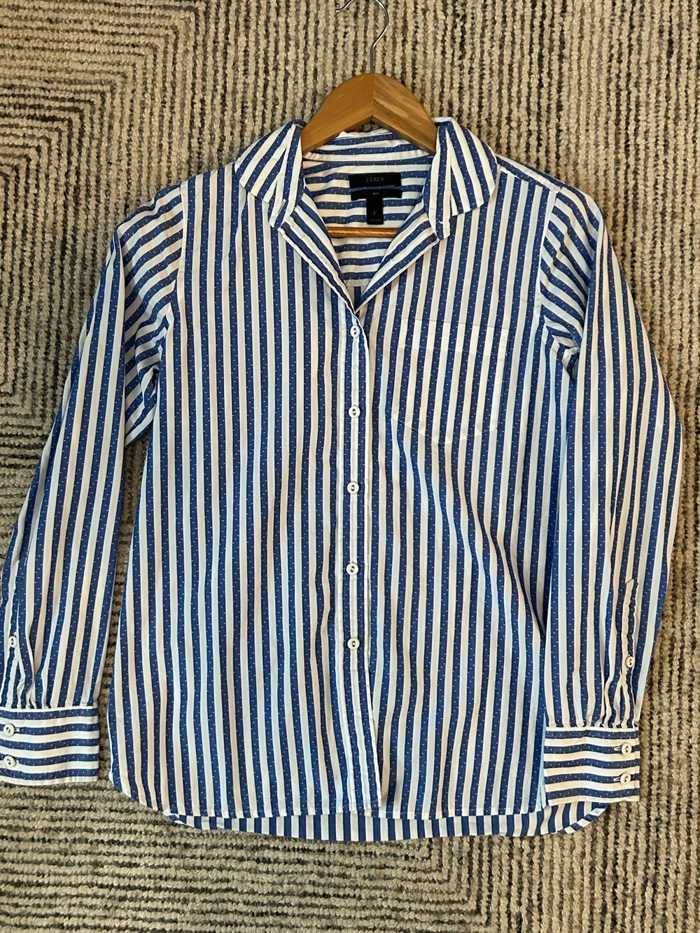 J. Crew Women’s Size 2 Boy Shirt Button up Blue White Striped Nautical Preppy